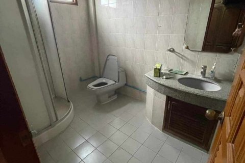 Шопхаус в Кхлонг Сане, Бангкок, Таиланд  № 142352 - фото 5