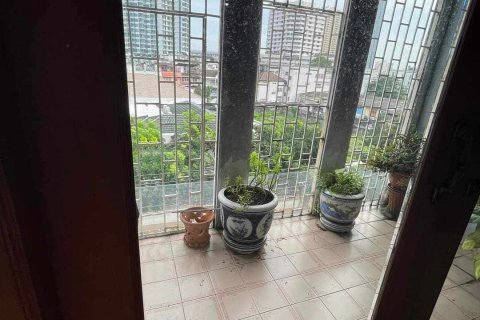 Шопхаус в Кхлонг Сане, Бангкок, Таиланд  № 142352 - фото 11