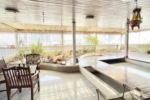 Шопхаус в Кхлонг Сане, Бангкок, Таиланд  № 142352 - фото 12