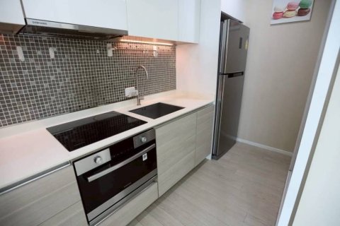 Дуплекс в Бангкоке, Таиланд с 2 спальнями  № 146902 - фото 7