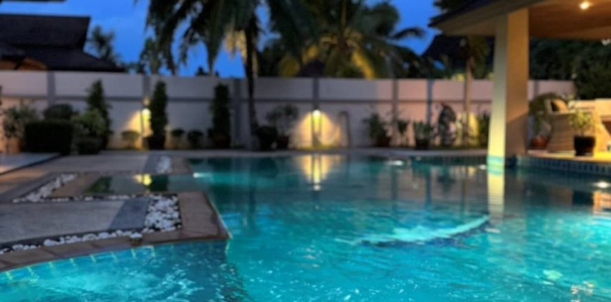 Вилла в Паклоке, Таиланд с 3 спальнями  № 146905