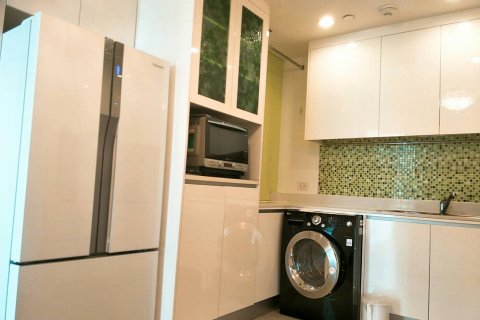 Condo à Watthana, Bangkok, Thaïlande, 3 chambres № 200521 - photo 14