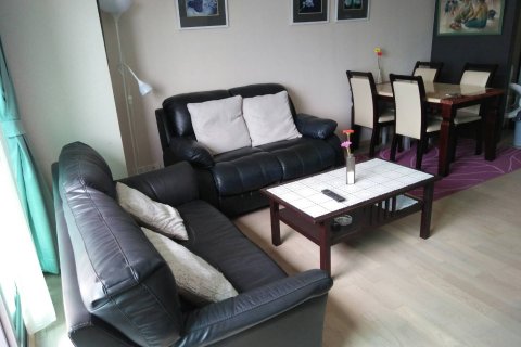 Condo in Khlong Toei, Bangkok, Thailand, 2 bedrooms  № 200525 - photo 24