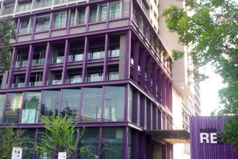 Condo in Khlong Toei, Bangkok, Thailand, 2 bedrooms  № 200525 - photo 4