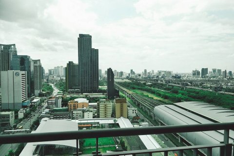 Condo in Watthana, Bangkok, Thailand, 1 bedroom  № 200524 - photo 2