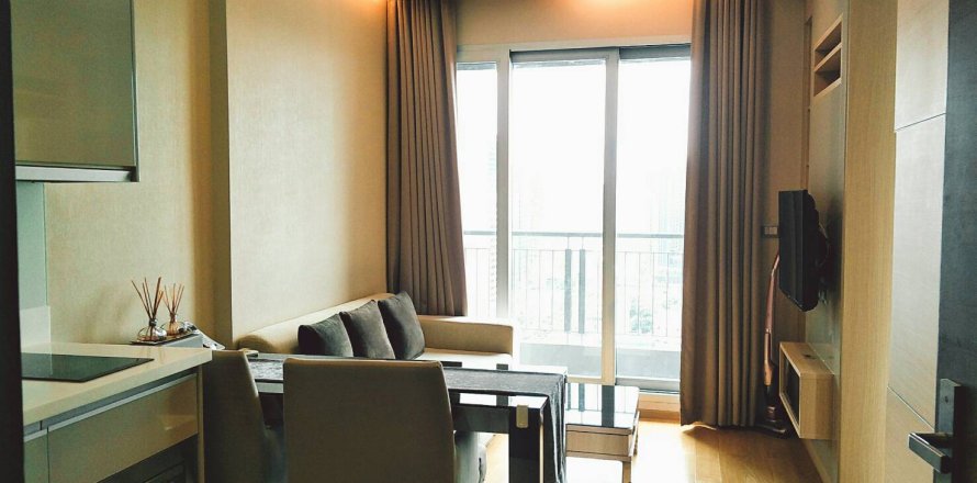 Condo in Watthana, Bangkok, Thailand, 1 bedroom  № 200524