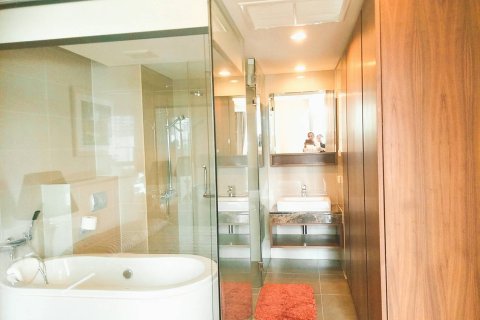 Condo à Watthana, Bangkok, Thaïlande, 2 chambres № 200522 - photo 2