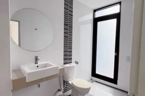 Townhouse in Pak Kret, Thailand 4 bedrooms № 135453 - photo 10