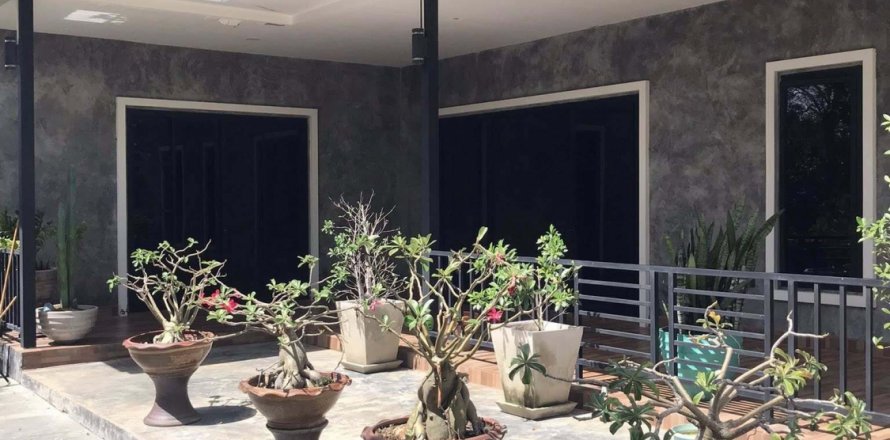 House in Hua Hin, Thailand 2 bedrooms № 135456