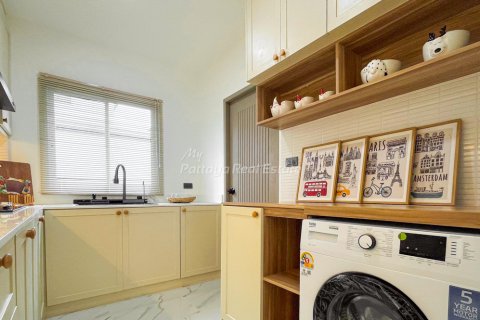 House in Bang Lamung, Thailand 3 bedrooms № 152448 - photo 7