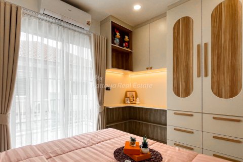 House in Bang Lamung, Thailand 3 bedrooms № 152448 - photo 10