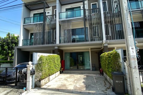 Townhouse in Bang Bua Thong, Thailand 3 bedrooms № 168896 - photo 3