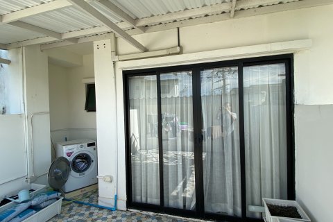 Townhouse in Bang Bua Thong, Thailand 3 bedrooms № 168896 - photo 14