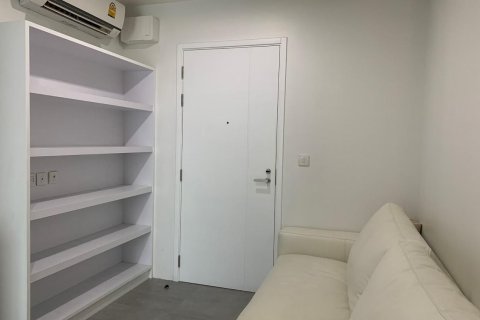 Studio dans le Condo à Ratchathewi, Bangkok, Thaïlande  № 168899 - photo 21