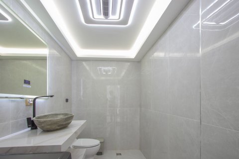 Apartment in Pattaya, Thailand 2 bedrooms № 168898 - photo 18