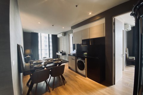 Condo in Khlong Toei, Bangkok, Thailand, 2 bedrooms № 168897 - photo 12