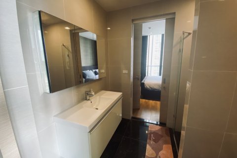 Condo in Khlong Toei, Bangkok, Thailand, 2 bedrooms № 168897 - photo 2