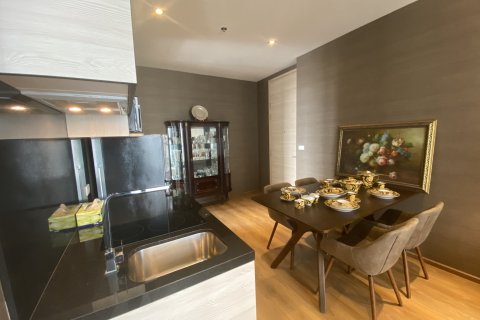 Condo in Khlong Toei, Bangkok, Thailand, 2 bedrooms № 168897 - photo 11