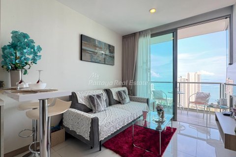 Condo in Bang Lamung, Thailand, 1 bedroom № 154576 - photo 1