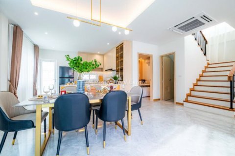 House in Pattaya, Thailand 4 bedrooms № 154578 - photo 6