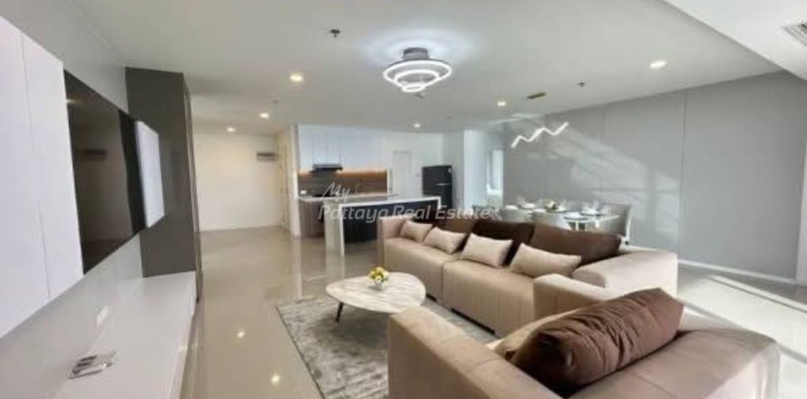 Condo in Pattaya, Thailand, 3 bedrooms № 154580