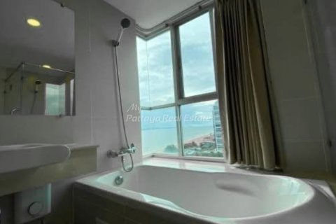 Condo in Pattaya, Thailand, 3 bedrooms № 154580 - photo 6