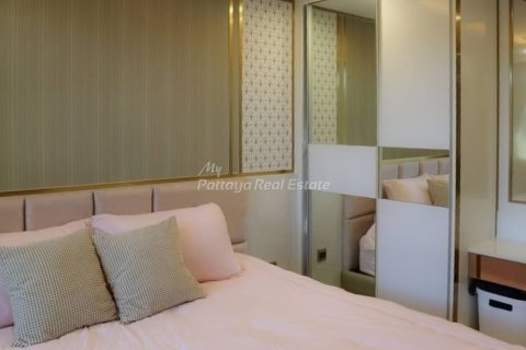 Condo à Bang Lamung, Thaïlande, 2 chambres № 154577 - photo 7