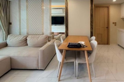 Condo à Bang Lamung, Thaïlande, 2 chambres № 154577 - photo 2