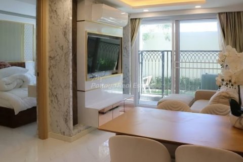 Condo à Bang Lamung, Thaïlande, 2 chambres № 154577 - photo 3