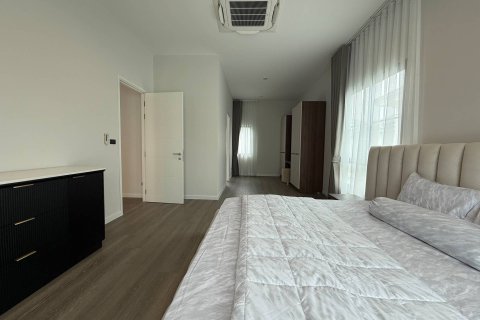 Maison à Bangkok, Thaïlande 4 chambres № 180611 - photo 21