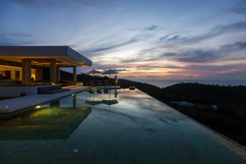 House in Ko Samui, Thailand 5 bedrooms № 180617 - photo 30