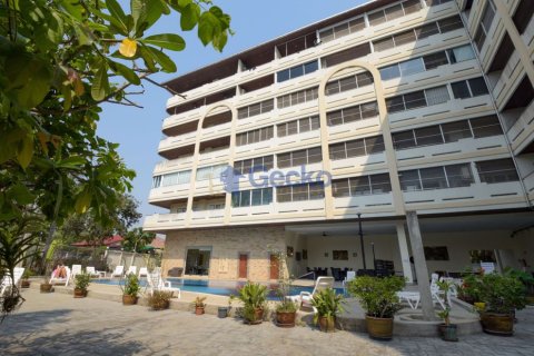 Condo in Pattaya, Thailand, 1 bedroom № 196663 - photo 13