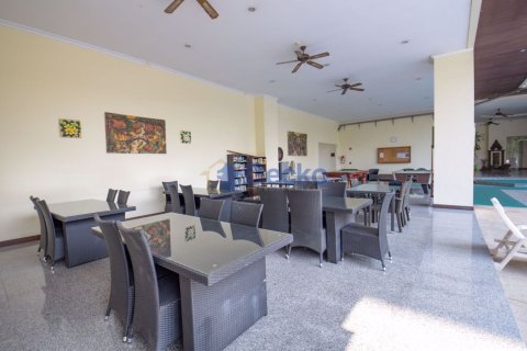 Condo in Pattaya, Thailand, 1 bedroom № 196663 - photo 15