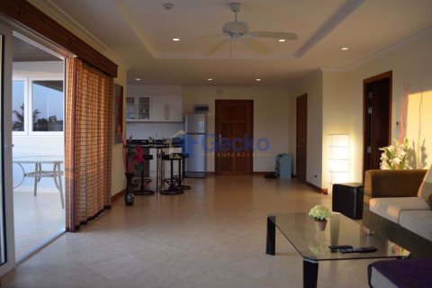Condo in Pattaya, Thailand, 1 bedroom № 196663 - photo 6