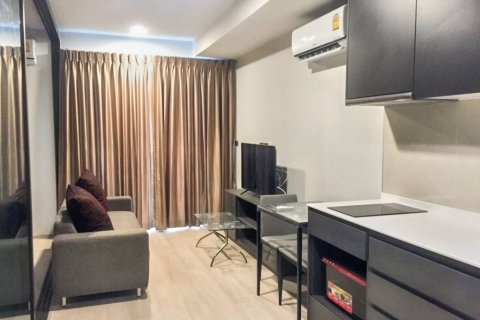 Кондоминиум с 1 спальней в Клонг Тоэй, Бангкок, Таиланд № 115286 - фото 2