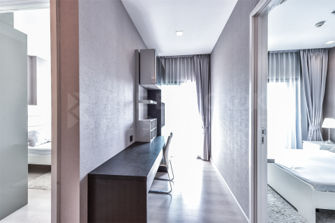 Condo in Bangkok, Thailand, 2 bedrooms № 184226 - photo 10