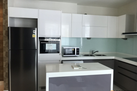 Condo in Bangkok, Thailand, 2 bedrooms № 184224 - photo 5