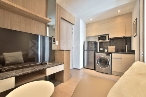 Condo in Bangkok, Thailand, 1 bedroom  № 184223 - photo 6