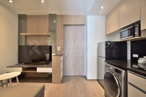 Condo in Bangkok, Thailand, 1 bedroom  № 184223 - photo 3