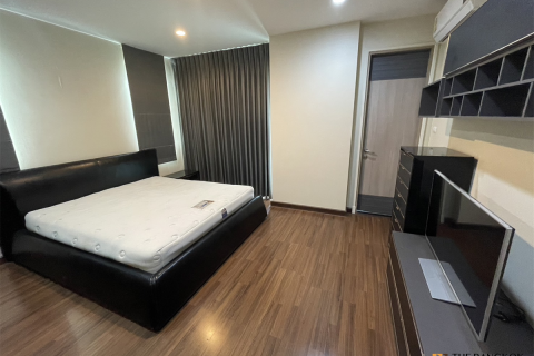 Condo in Bangkok, Thailand, 2 bedrooms  № 184229 - photo 8
