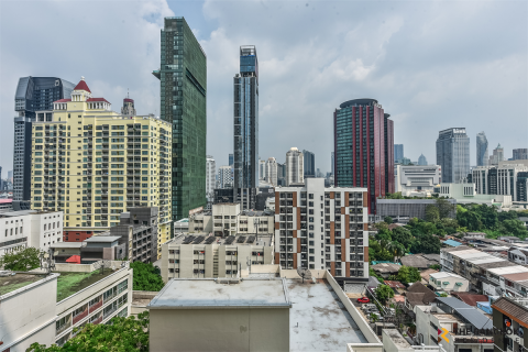 Condo in Bangkok, Thailand, 2 bedrooms  № 184225 - photo 3