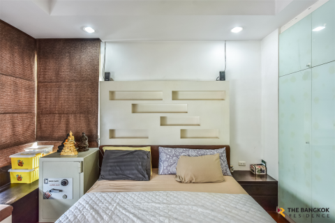 Condo in Bangkok, Thailand, 2 bedrooms  № 184225 - photo 9