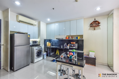 Condo in Bangkok, Thailand, 2 bedrooms  № 184225 - photo 7