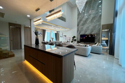 Villa in Bang Lamung, Thailand 5 Schlafzimmer № 222659 - Foto 12