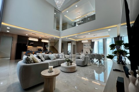 Villa in Bang Lamung, Thailand 5 Schlafzimmer № 222659 - Foto 5
