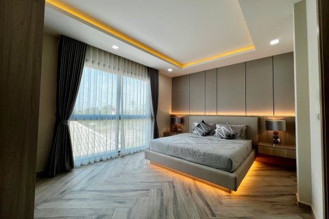 Villa in Bang Lamung, Thailand 5 Schlafzimmer № 222659 - Foto 17