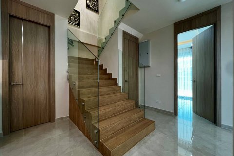 Villa in Bang Lamung, Thailand 5 Schlafzimmer № 222659 - Foto 15