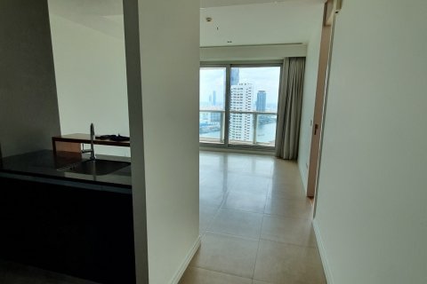 Condo à Sathon, Bangkok, Thaïlande, 1 chambre  № 143574 - photo 3