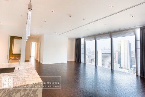 Кондоминиум с 3 спальнями в Сатхоне, Бангкок, Таиланд № 143571 - фото 12