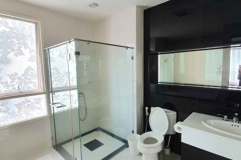 Кондоминиум с 1 спальней в Бангкоке, Таиланд № 143572 - фото 4